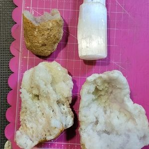 Split Quartz Geodes Selenite Pillar Crystal Decor
